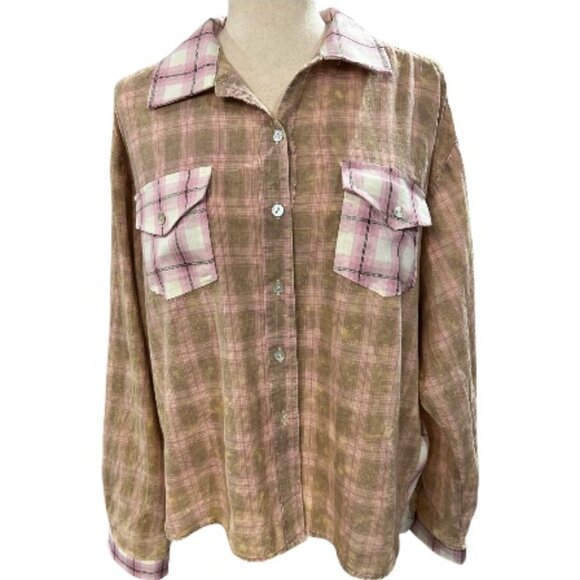 POL Tops - POL Pink & Taupe Mixed Plaid Button Down – Size L